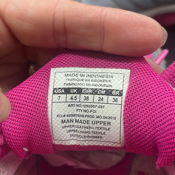 WOMEN'S Under Armour Gray Pink Running ATHLETIC Shoes - Picture 4 of 6